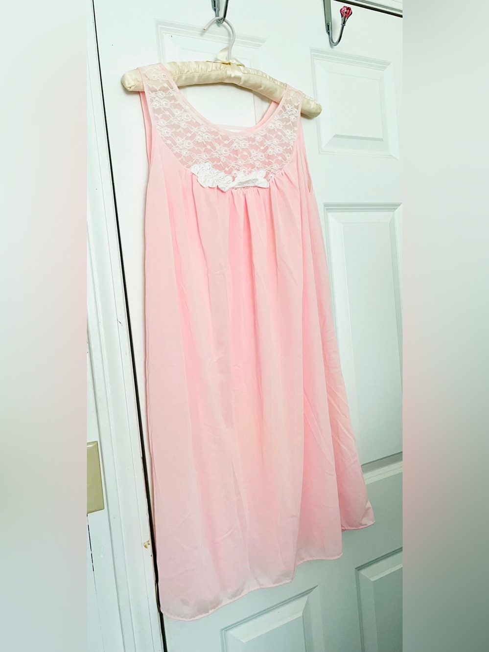 Vintage Movie Star Pink Chiffon Nightgown Dress with White Lace Yoke